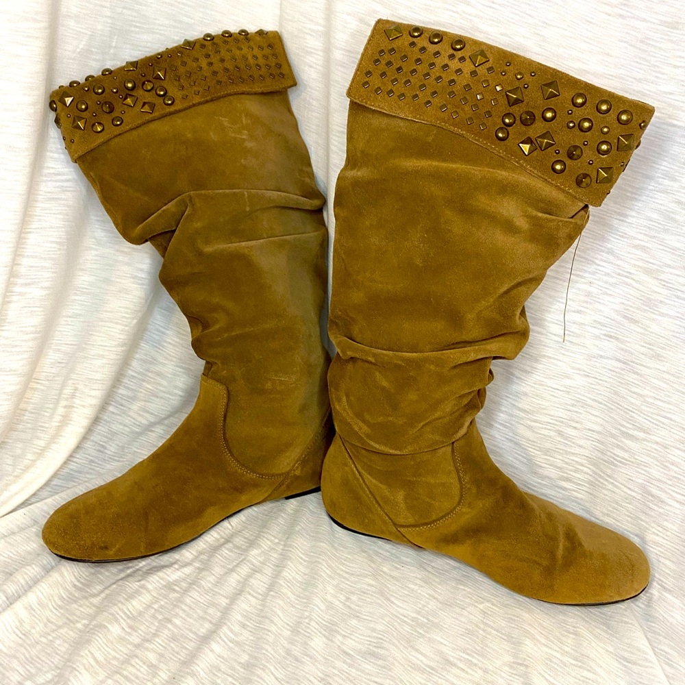 Gianni Bini Suede Knee High Studded Camel Color Boots Y2K